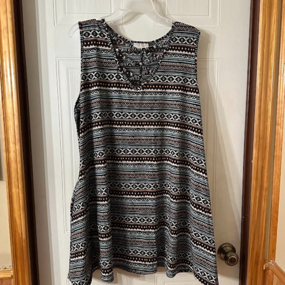 {Plus Size} Bobbie Brooks Aztec Pattern Tunic~ Size 3X~ Nice (G20)